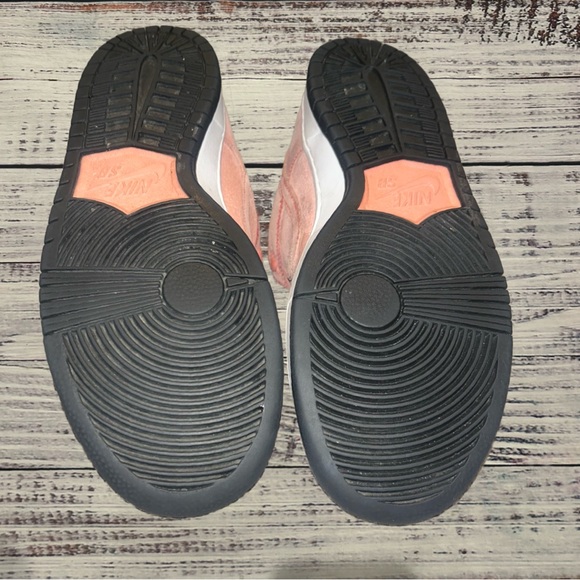 NIKE SB DUNK LOW ‘PINK PIG’ SIZE-9 EXTRA LACES AND REPLACEMENT SB BOX - Picture 12 of 13